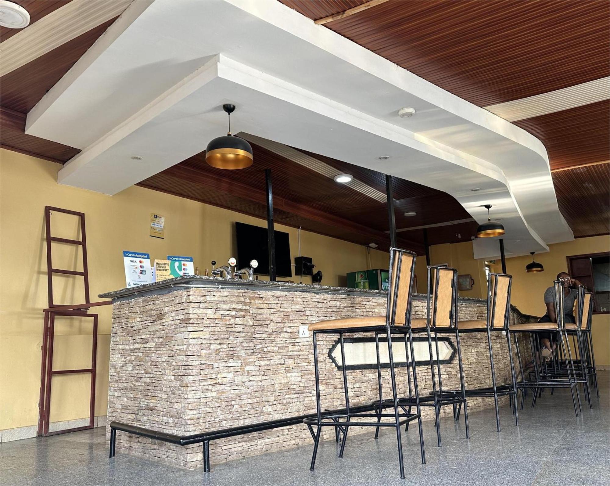 Anna Gold Hotel Кигали Экстерьер фото